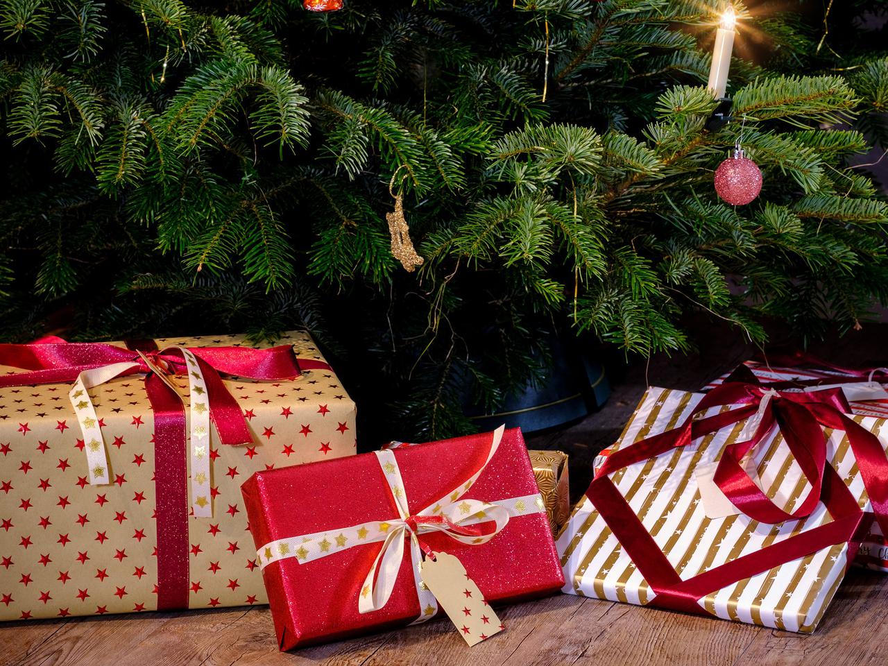 Od prawie trzydziestu lat robią świąteczne prezenty dla potrzebujących. Dziś ich akcja stoi pod dużym znakiem zapytania  