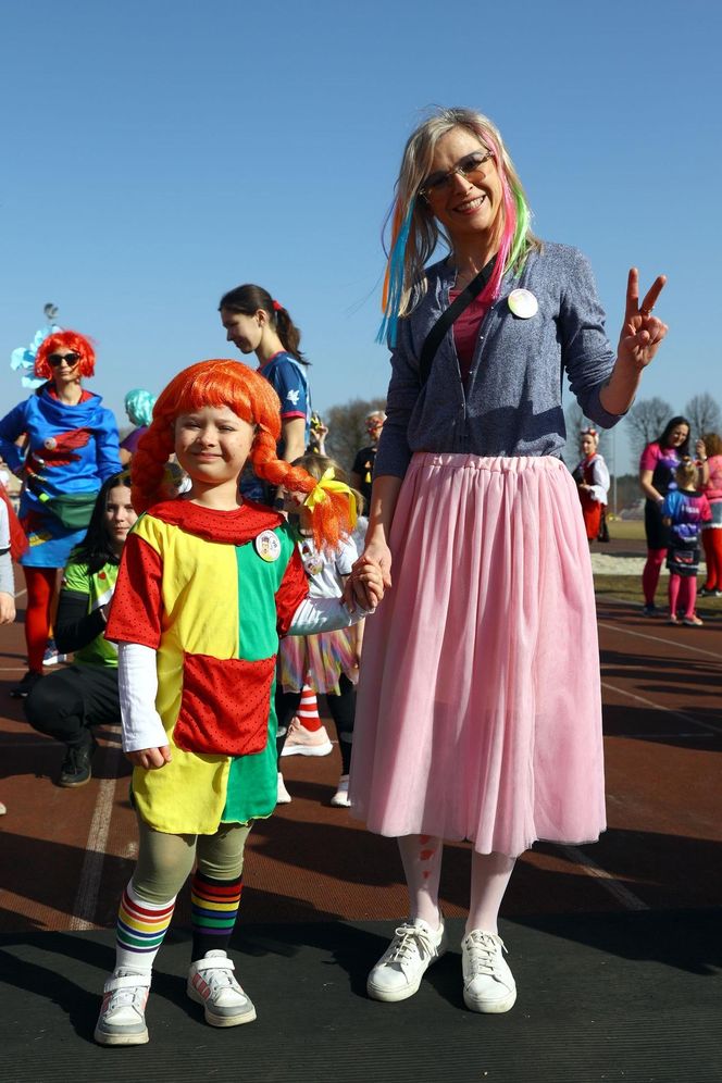  Dzień Kobiet w Rajtuzach to sukces. Piękna pogoda, tłumy kobiet to idealny przepis na celebrację święta w Rybniku ZDJĘCIA