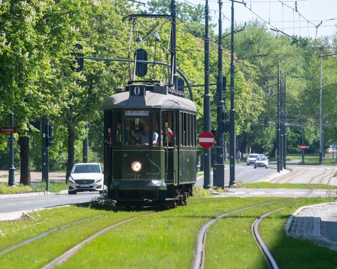 Łódzkie Linie Turystyczne wyjeżdżają na trasy