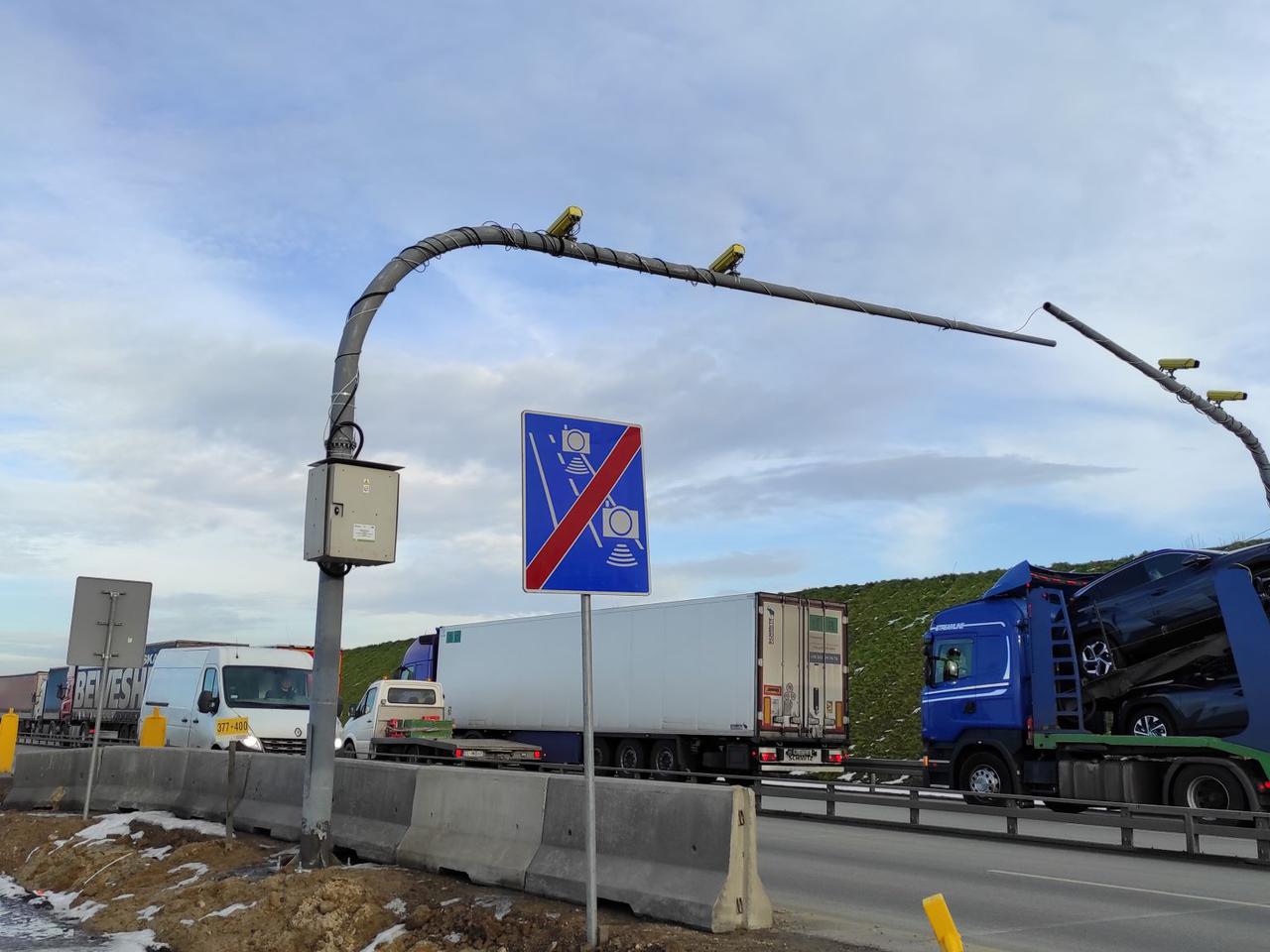 Z autostrady A1 zniknął odcinkowy pomiar prędkości! Kierowcy się cieszą, ale wciąż muszą uważać