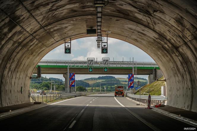 Odcinek Bolków – Kamienna Góra liczy w sumie nieco ponad 16 kilometrów długości. W dłuższym tunelu będzie odcinkowy pomiar prędkości