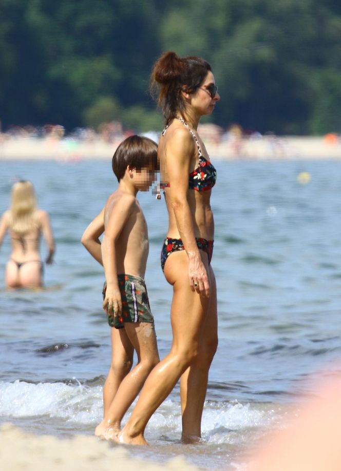 Marta Kaczyńska nad Bałykiem niczym grecka bogini!