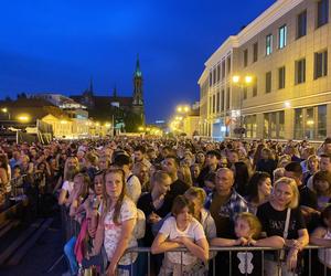 Dni Miasta Białegostoku 2024. Enej i Margaret przyciągnęły tłumy na Rynek Kościuszki [ZDJĘCIA]