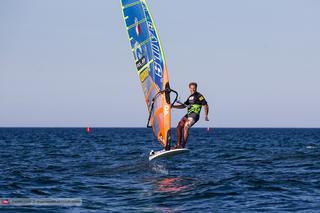 Polak siódmy w windsurfingowych mistrzostwach Europy w slalomie