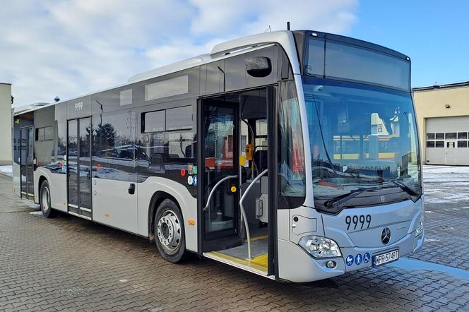 MPK Łódź testuje hybrydowy autobus. Sprawdź, na których liniach jeździ [ZDJĘCIA]