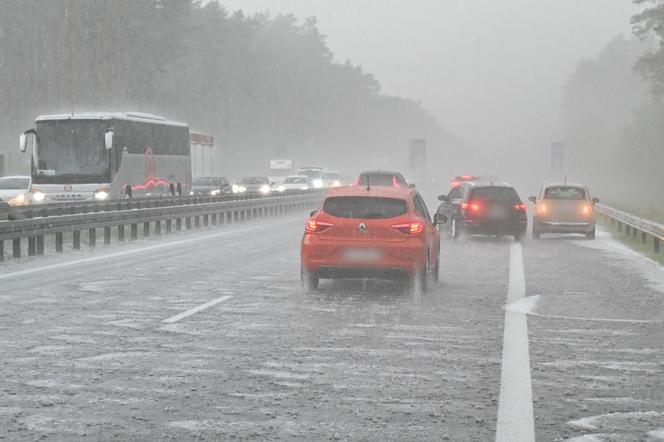 Pogodowy armagedon w Szczecinie. Miasto nawiedziło gradobicie [ZDJĘCIA].