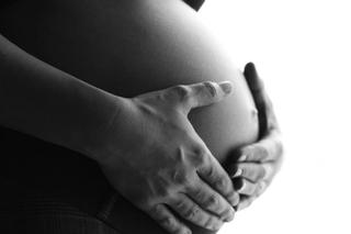 Powikłania ciąży mnogiej - zespół znikającego bliźniaka