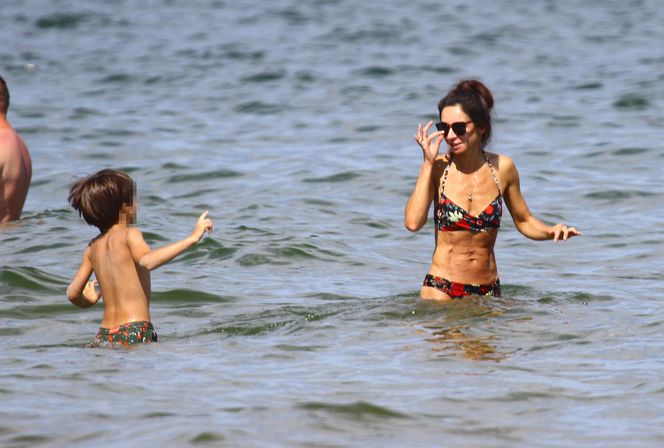 Marta Kaczyńska nad Bałykiem niczym grecka bogini!