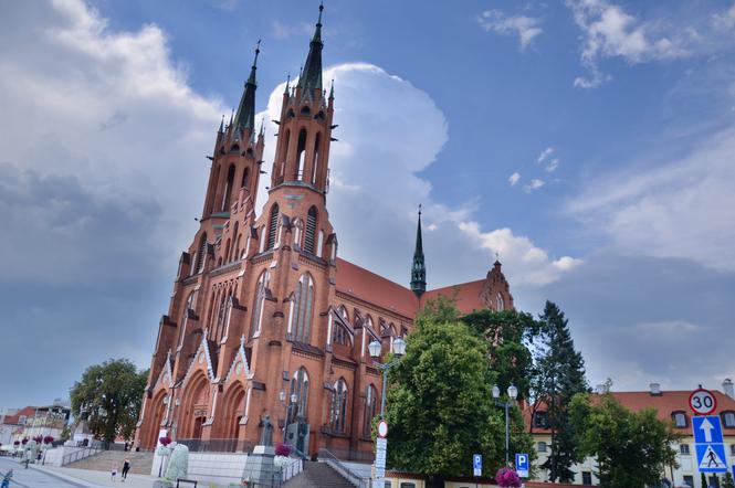 Białystok: Godziny Mszy Świętych w kościołach [ADRESY, PARAFIE]