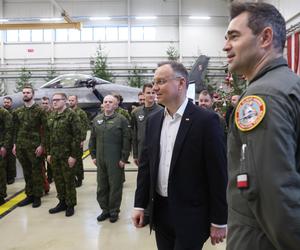 Andrzej Duda w Bazie Lotniczej w Amari