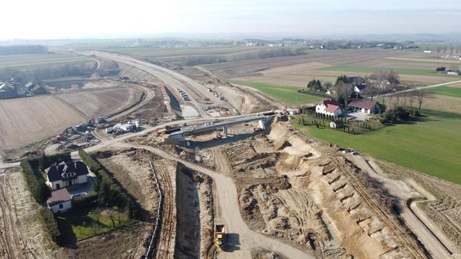 Trwa budowa S7 na odcinku Miechów - Szczepanowice