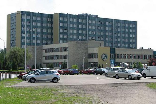 Fryzjer i kosmetyczka w szpitalu. Nietypowa akcja w GCZD w Katowicach