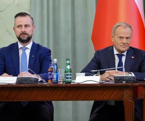 Iskrzy między Donaldem Tuskiem a Karolem Nawrockim