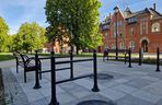 Plac Kościeleckich rozkwita na wiosnę. Bydgoszczanie chętnie wybierają go na spacer