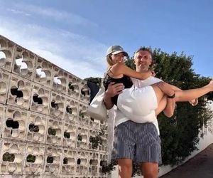 Dowbor nosi Koroniewską na rękach. Gwiazda zrobiła sobie kuku!