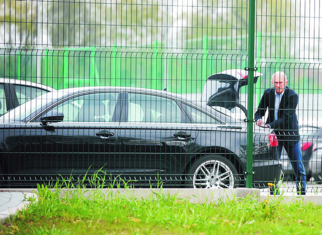 Franciszek Smuda / trener Wisła Kraków / Audi A6