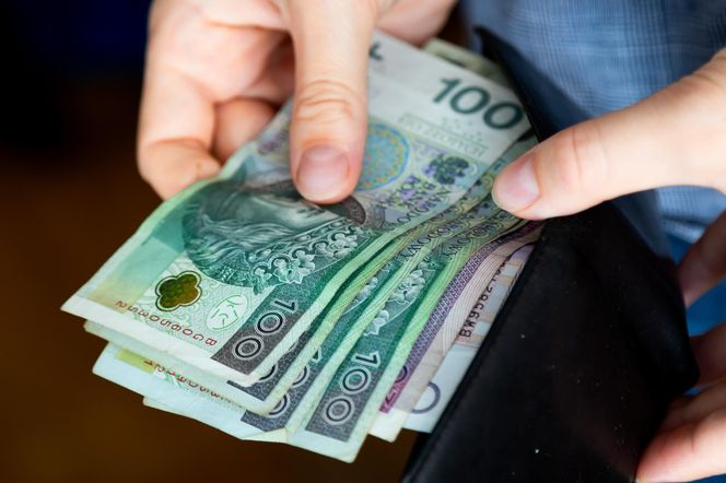 Oszczędzanie na zakupach dzięki telefonowi. Poznaj proste aplikacje, które pomogą walczyć z drożyzną