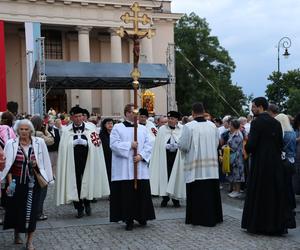 75 lat temu obraz Matki Boskiej w Lublinie zapłakał. Wierni uczcili rocznicę „Cudu lubelskiego” procesją różańcową