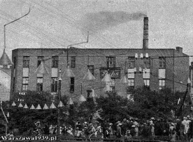 Warszawa dawniej i dziś. Fabryka Czekolady, Kakao i Cukierków Franciszek Fuchs i Synowie