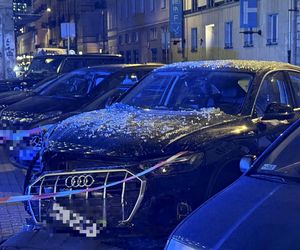 Warszawa. Totalna demolka. Audi wjechało w restaurację 