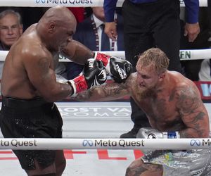 Mike Tyson vs Jake Paul