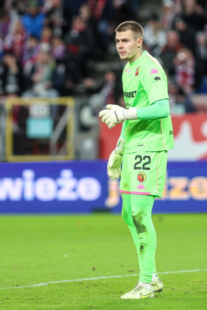 Górnik Zabrze liderem Ekstraklasy. O wyniku zadecydowała samobójcza bramka. Ponad 25 tys. kibiców na trybunach