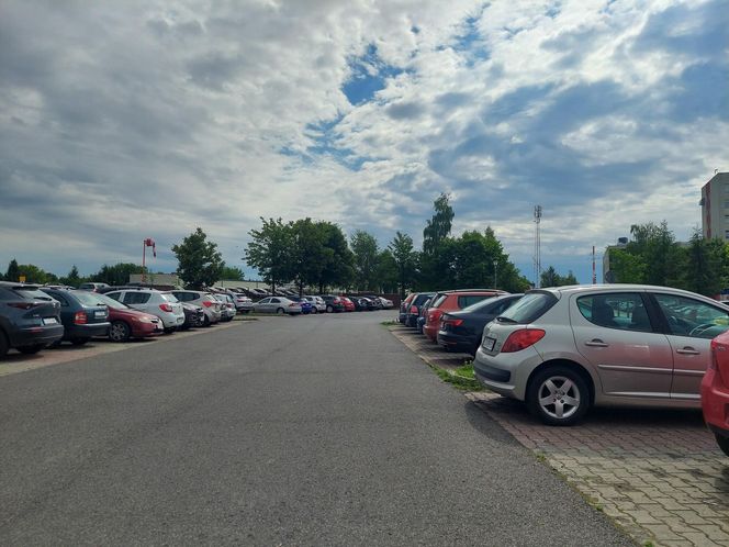 Szpital "papieski" ma nowy system parkingowy