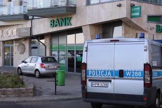 Napad na bank w Świnoujściu. Ukradli 200 tys. złotych [WIDEO]