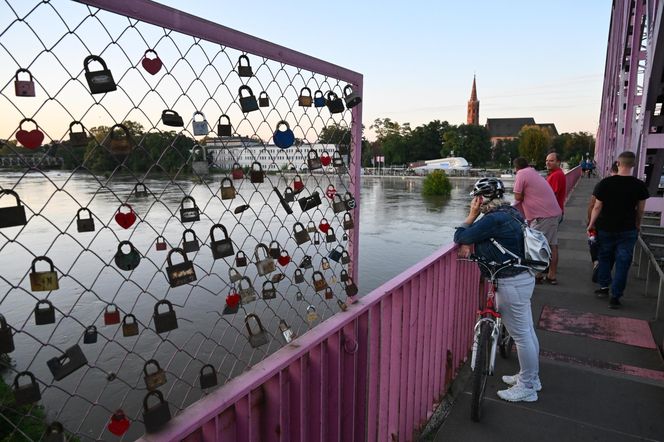 Głogów przygotowuje się na fale wezbraniową na Odrze. Ta ma dotrzeć około godziny 14