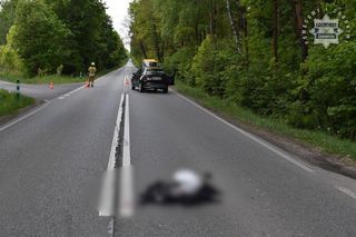 Ciągowice. Nie żyje 42-letni motocyklista. Wpadł pod nadjeżdżającą skodę