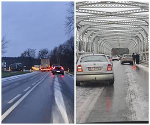 Trudne warunki na drogach w Podlaskiem. Możliwe opady marznące