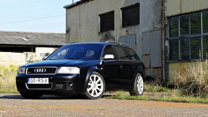 Audi RS6 Avant C5