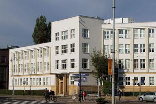 90 lat temu powstał budynek, który na stałe wpisał sie w krajobraz miasta. To gmach Urzędu Marszałkowskiego w Toruniu