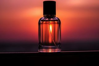 W tych perfumach zakochały sie Francuzki. W Polsce kosztuą tylko 14 zł. Owocowy zapach, który przebija drogie perfumy