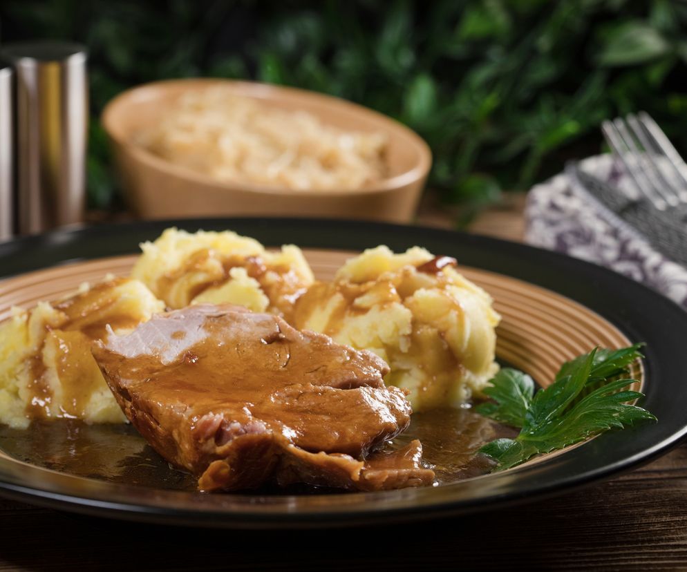 Sztuka mięsa w rumianym sosie