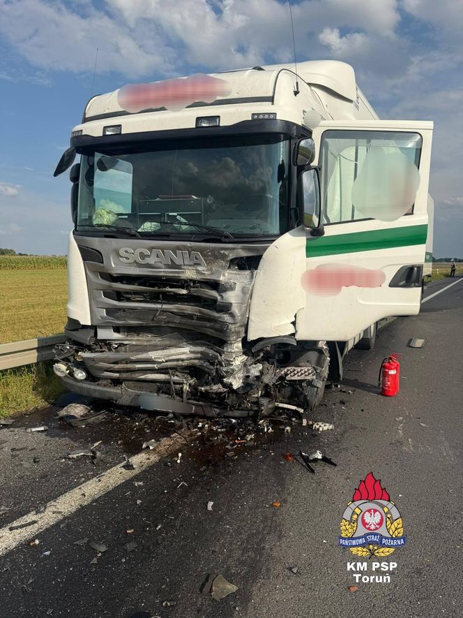 Śmiertelny wypadek na DK 91 pod Chełmżą. Droga całkowicie zablokowana! [ZDJĘCIA]