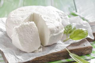 Dlaczego warto jeść biały ser? Wartości odżywcze nabiału