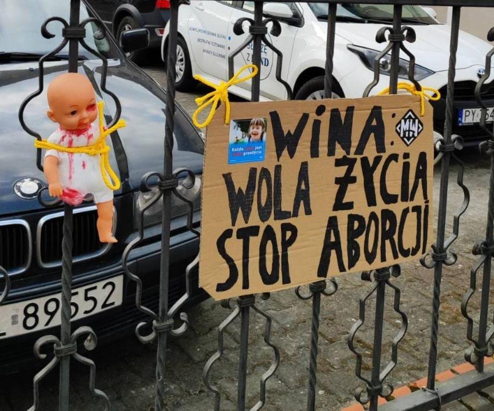 Radny z Wilkowic apeluje do parlamentarzystów z Leszna w sprawie aborcji 