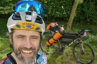 Kamil Lemieszewski: Znany aktor pedałował w majówkę ponad 300 km, żeby pomóc dzieciakom!