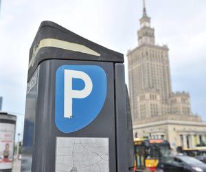 Płatne parkowanie w weekendy? Nowe zasady mogą objąć konkretną część Warszawy