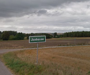 Zobacz najdziwniejsze nazwy miejscowości w Świętokrzyskiem. Jest Gryzikamień, Melonek, są też Judasze! TOP 20 (część 1)