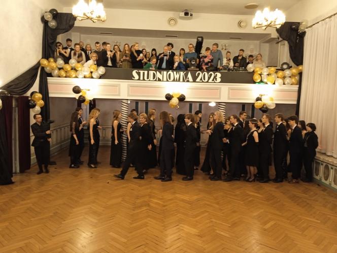 Studniówka 2023 w II LO w Poznaniu