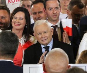 PiS wygrywa wybory, ale opozycja ma większość [SONDAŻ]