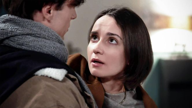 Pierwsza miłość odc. 3995. Krystian (Patryk Pniewski), Melka (Ewa Jakubowicz)