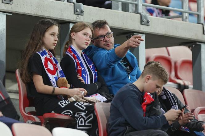 Kibice podczas meczu Górnik Zabrze - Legia Warszawa (01.04.2024)