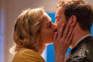 Barwy szczęścia odc. 2890. Marcin Kodur (Oskar Stoczyński), Anita (Karolina Porcari)