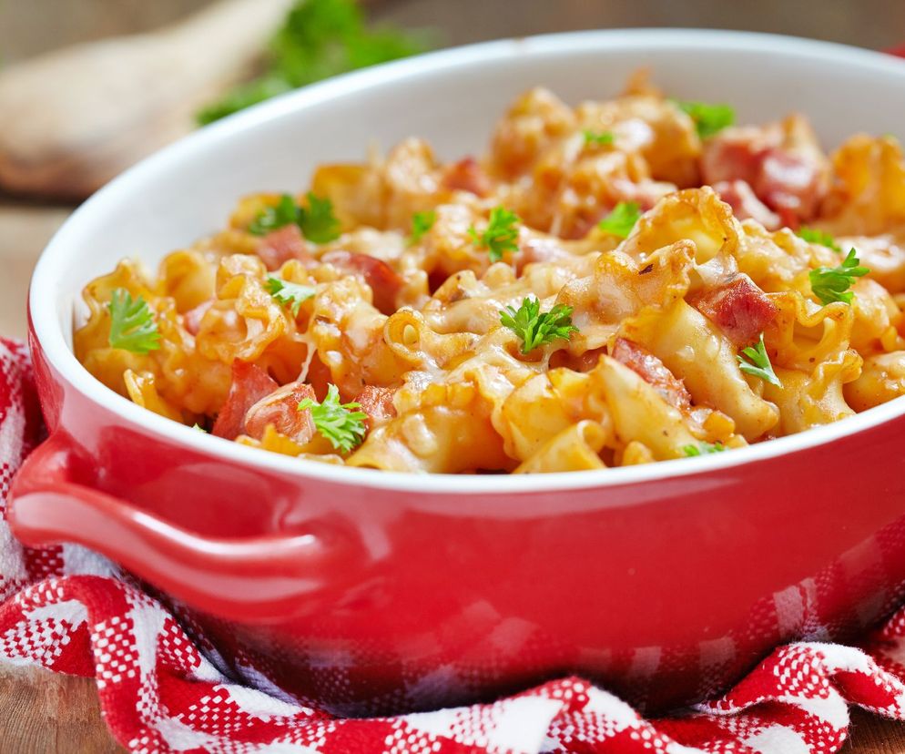 Makaronowa zapiekanka à la pizza - prosty pomysł na pyszne danie
