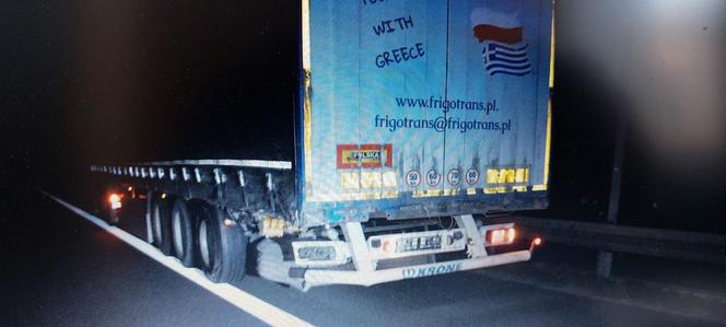 Tragiczny wypadek na autostradzie A4 w Bobrownikiach Wielkich! Pasażer wypadł z auta i zginął [ZDJĘCIA]