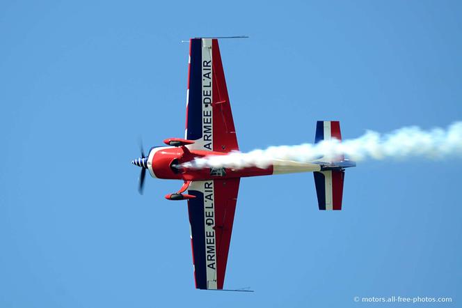 Extra 330sc