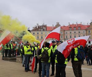 Protest rolników 20 marca w Lublinie. Przeszli ulicami miasta pod LUW